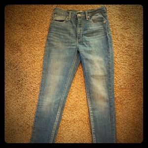 Levi's Mile High Super Skinny Jeans size 28